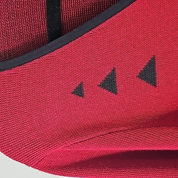 Woolrich Elegant Ruby Red Aztec Design Zip Front Sweater - Picture 4 of 16